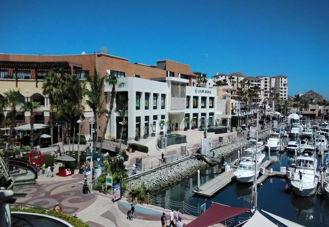 Marina Junior Suite & View